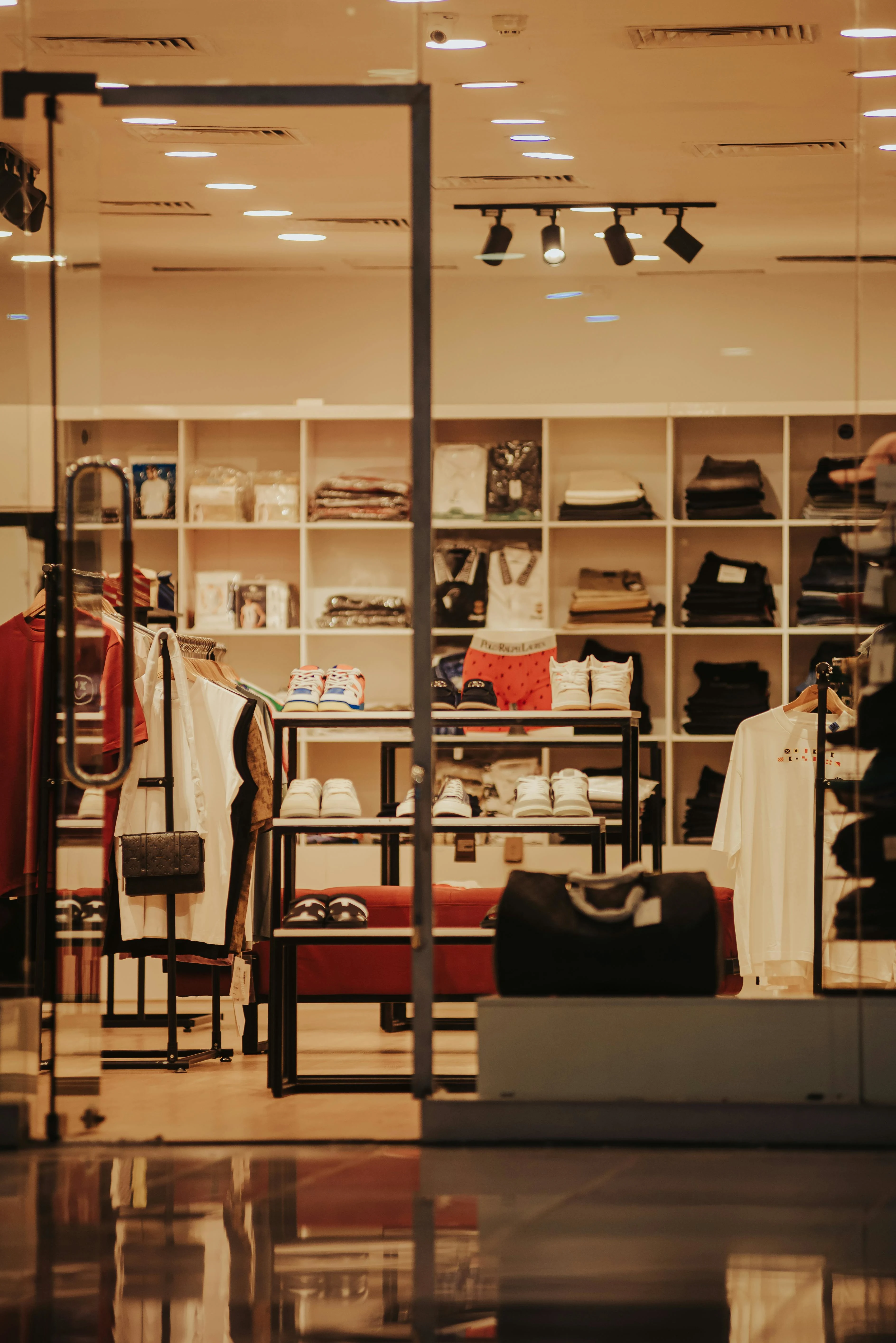 RetailGaze Store Solution Strategy Overview